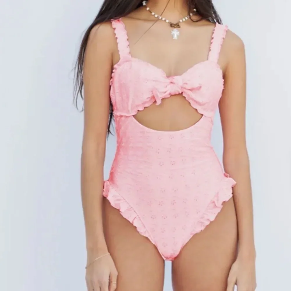 Lucia Eyelet One Piece in Cherry Blossom Shine Frankies Bikinis Size Large